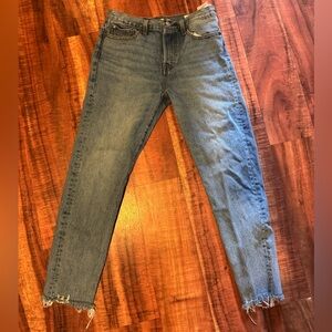 Levi’s Wedgie Straight Jeans Size 28